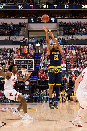 Zak Irvin (21)