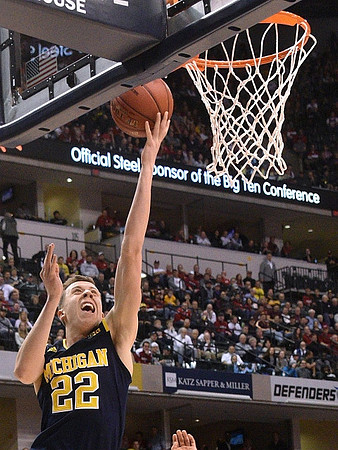 Duncan Robinson (22)