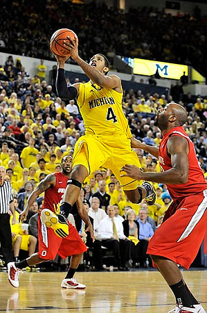 Darius Morris (4)