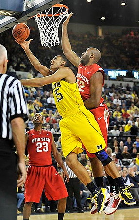 Jon Horford (15)