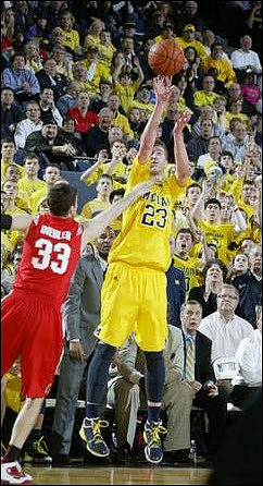 Evan Smotrycz (23)