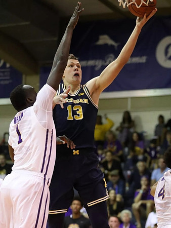 Moritz Wagner (13)