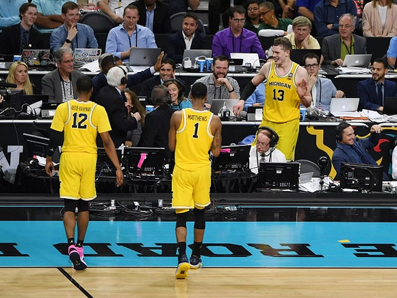 Muhammad-Ali Abdur-Rahkman (12), Charles Matthews (1), and Moritz Wagner (13)