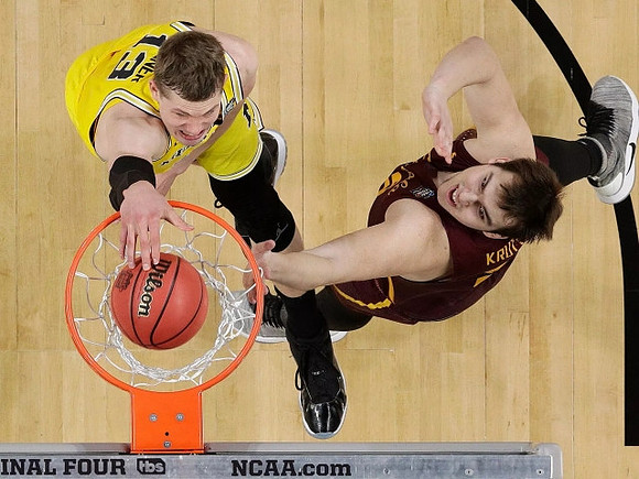 Moritz Wagner (13)