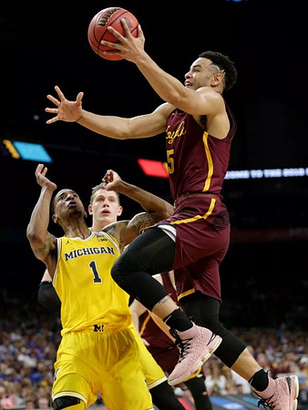Charles Matthews (1) and Moritz Wagner (13)