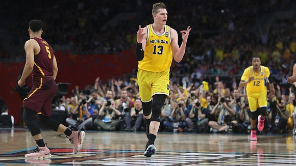 Moritz Wagner (13) and Muhammad-Ali Abdur-Rahkman (12)
