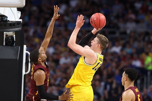 Moritz Wagner (13)
