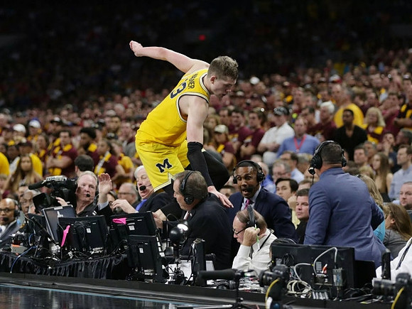Moritz Wagner (13)