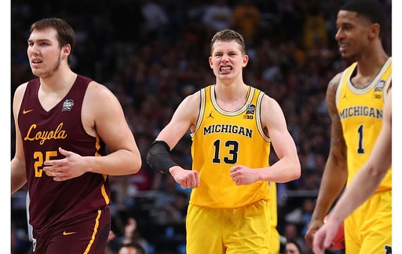 Moritz Wagner (13) and Charles Matthews (1)