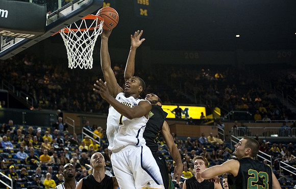 Glenn Robinson III (1) and Tim Hardaway Jr. (10)