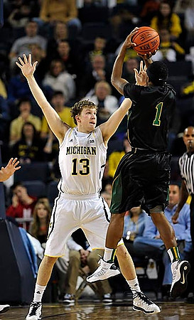 Matt Vogrich (13)