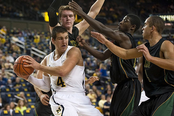 Mitch McGary (4)