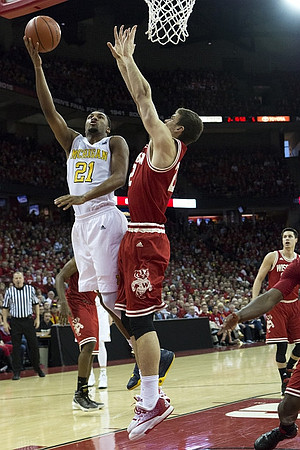Zak Irvin (21)