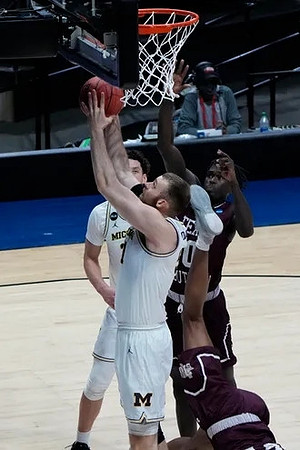 Austin Davis (51) and Brandon Johns Jr. (23)