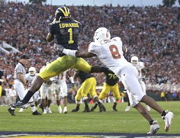 Braylon Edwards (1) and Mike Kolodziej (76)