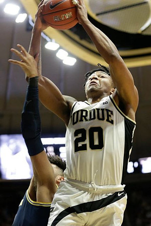 Isaiah Livers (2)