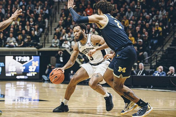 Isaiah Livers (2)