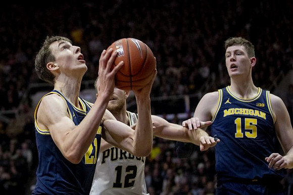 Franz Wagner (21) and Jon Teske (15)