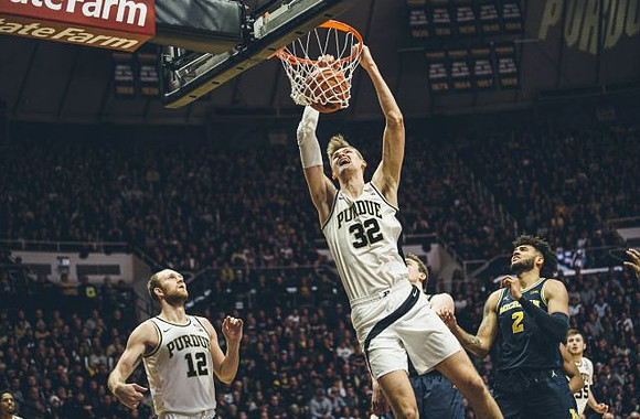 Franz Wagner (21) and Isaiah Livers (2)