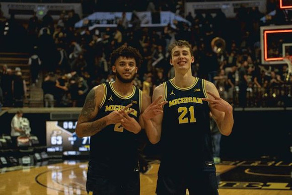 Isaiah Livers (2) and Franz Wagner (21)