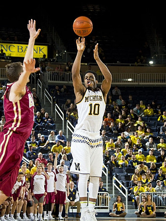 Derrick Walton Jr. (10)