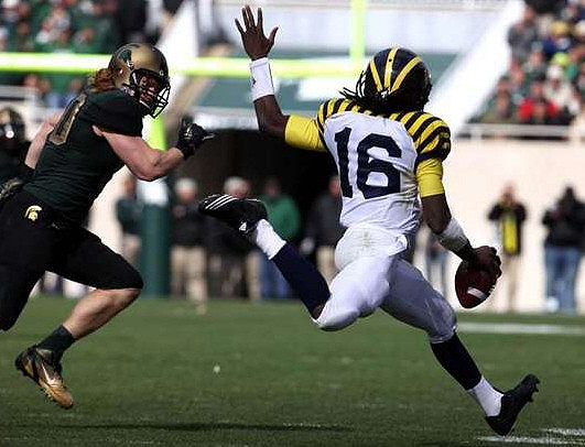 Denard Robinson (16)