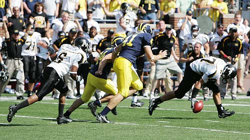 Zoltan Mesko and Jason Gingell