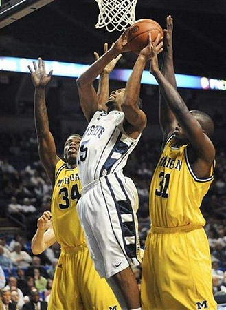 DeShawn Sims (34) and Laval Lucas-Perry (31)
