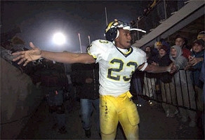 Chris Perry (23)