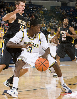Manny Harris (3)