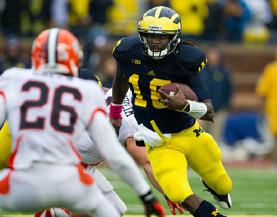 Denard Robinson (16)