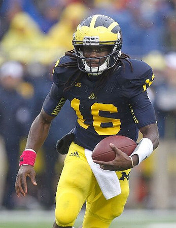Denard Robinson (16)