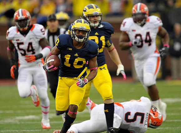 Jeremy Gallon (10) and Mike Kwiatkowski (81)