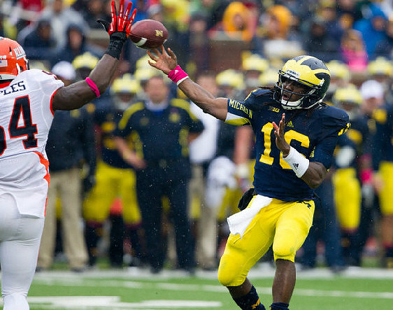 Denard Robinson (16)