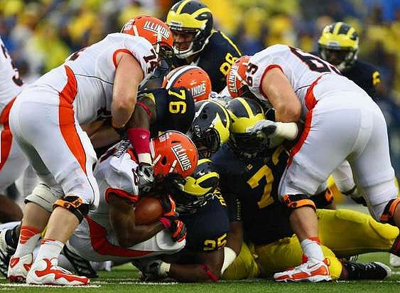 Quinton Washington (76), William Campbell (73), Kenny Demens (25), Craig Roh (88), and Raymon Taylor (6)