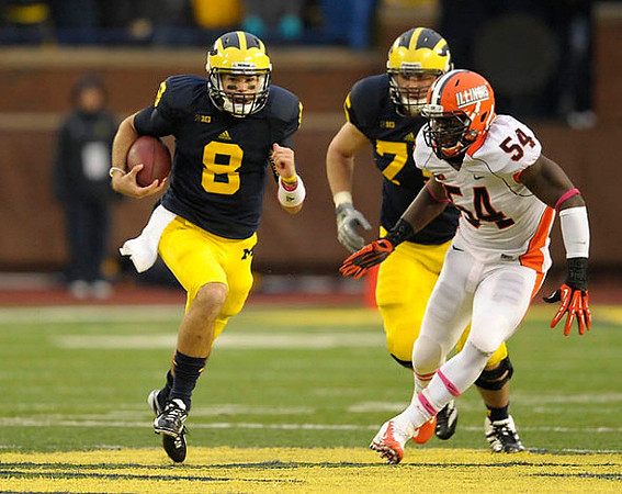 Russell Bellomy (8) and Michael Schofield (75)