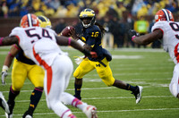 Denard Robinson (16)