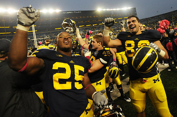 Kenny Demens (25), Desmond Morgan (48), and Craig Roh (88)