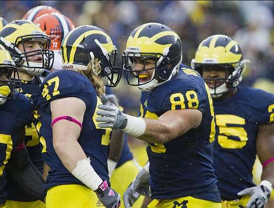 Desmond Morgan (48), Jake Ryan (47), Craig Roh (88), and Kenny Demens (25)