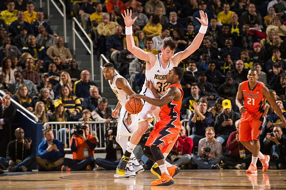 Zak Irvin (21) and Ricky Doyle (32)
