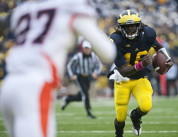 Denard Robinson (16)