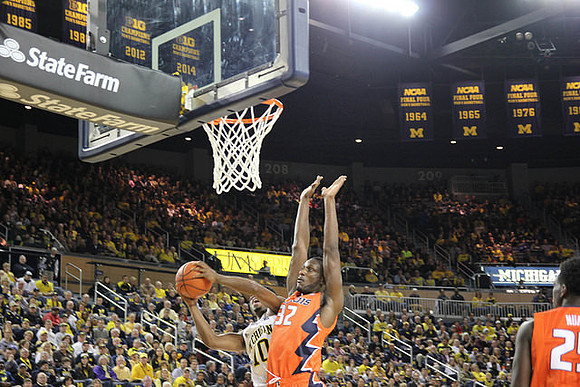 Derrick Walton Jr. (10)