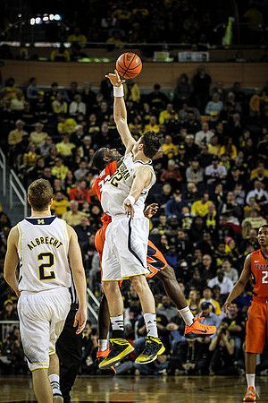 Spike Albrecht (2) and Ricky Doyle (32)