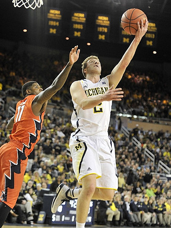 Spike Albrecht (2)