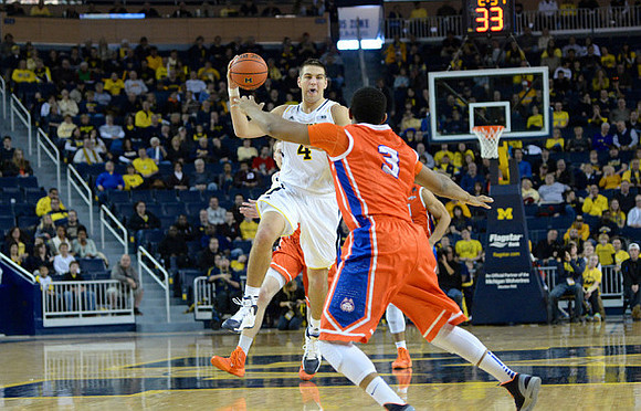 Mitch McGary (4)