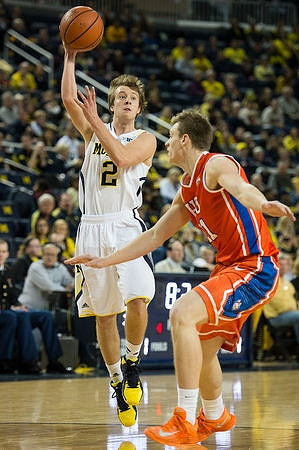 Spike Albrecht (2)