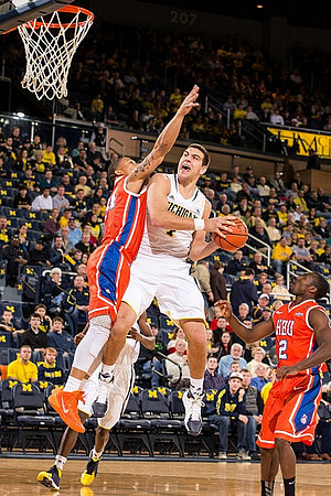 Mitch McGary (4)