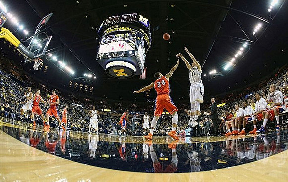 Nik Stauskas (11)