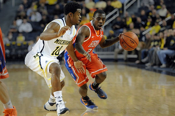 Derrick Walton Jr. (10)