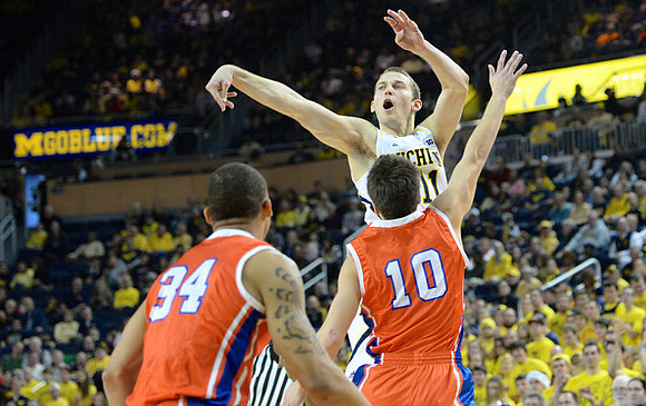 Nik Stauskas (11)